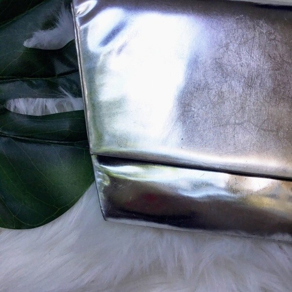 Sang A Flash Parallelogram Mirror Clutch Purse Silver Bag - Picture 6 of 13
